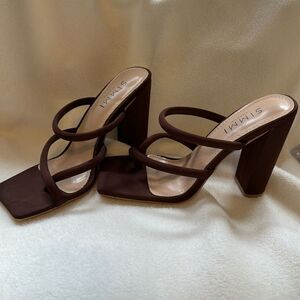 Simmi London Herra Block Heel Sandals